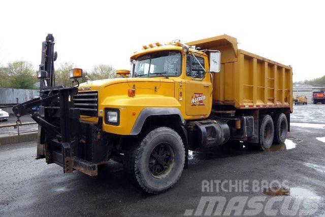 Mack RD690S Bañeras basculantes usadas