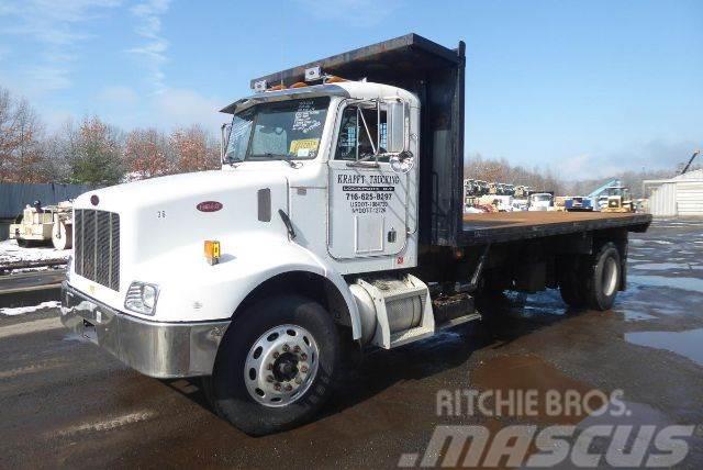 Peterbilt 330 Camiones de cama baja