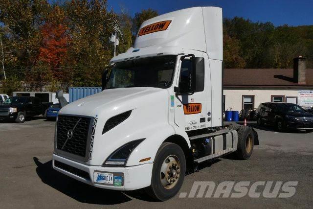 Volvo VNR Camiones con chasís y cabina