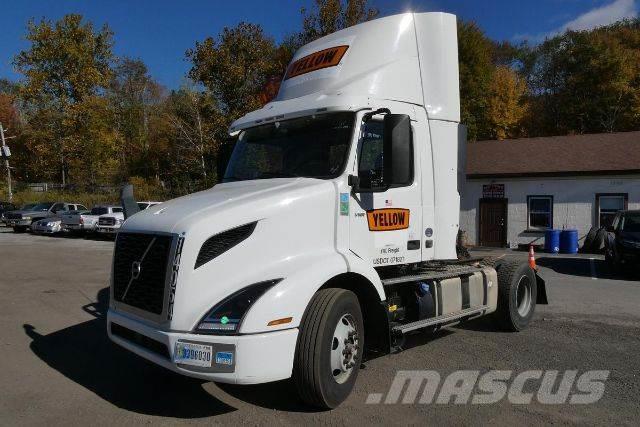 Volvo VNR Camiones con chasís y cabina