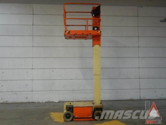 JLG 1230ES Plataformas con brazo de elevación manual