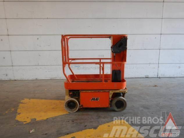 JLG 1230ES Plataformas con brazo de elevación manual