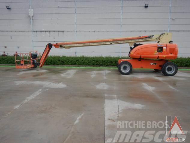 JLG 860SJ Plataformas con brazo de elevación manual