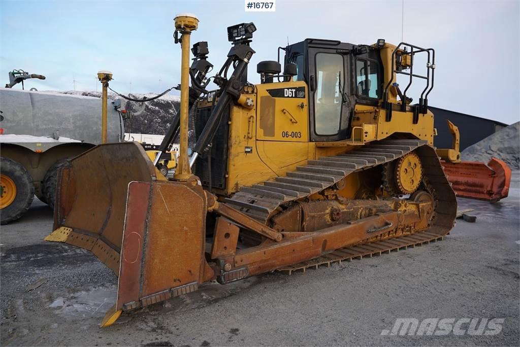 CAT D6 Buldozer sobre oruga