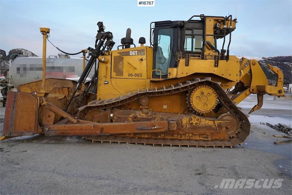 CAT D6 Buldozer sobre oruga