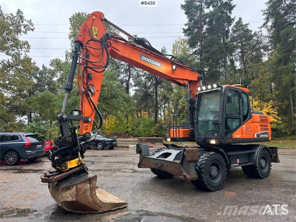 Doosan DX170W Excavadoras sobre orugas