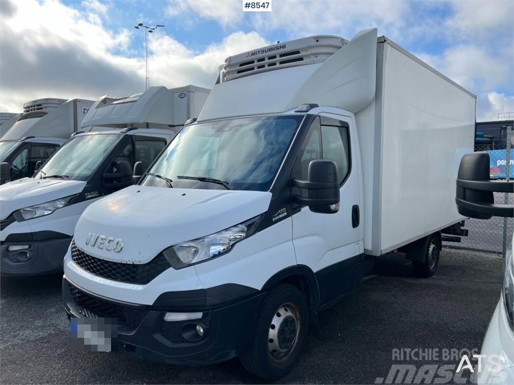 Iveco Daily Camiones con caja de remolque