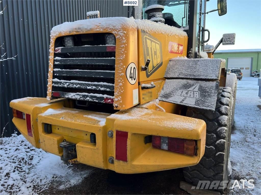 JCB 436B Buldozer sobre ruedas