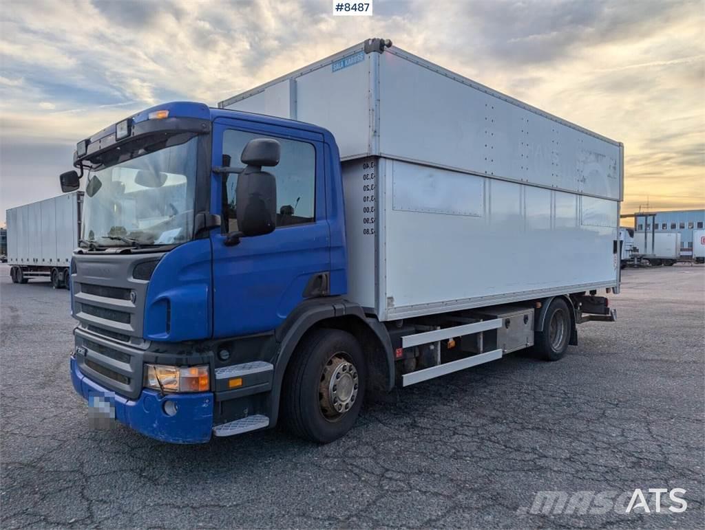 Scania P230DB4X2MLB Camiones con caja de remolque