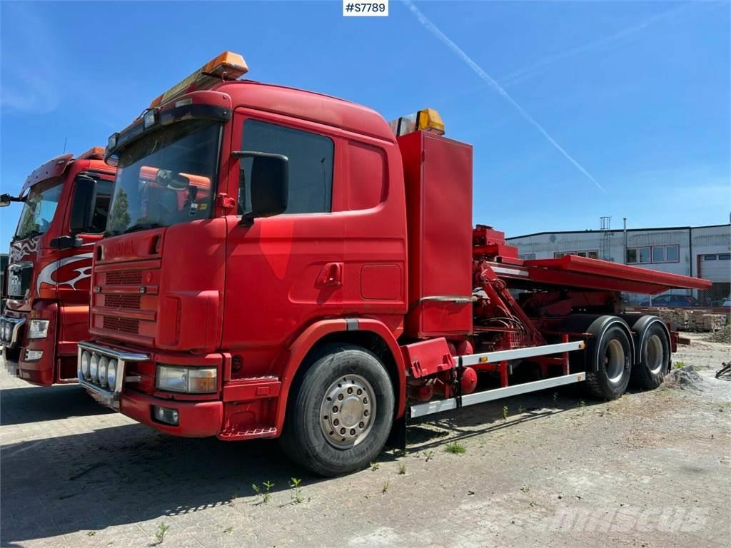 Scania R144GB6X4NA530 Vehículos de reciclaje