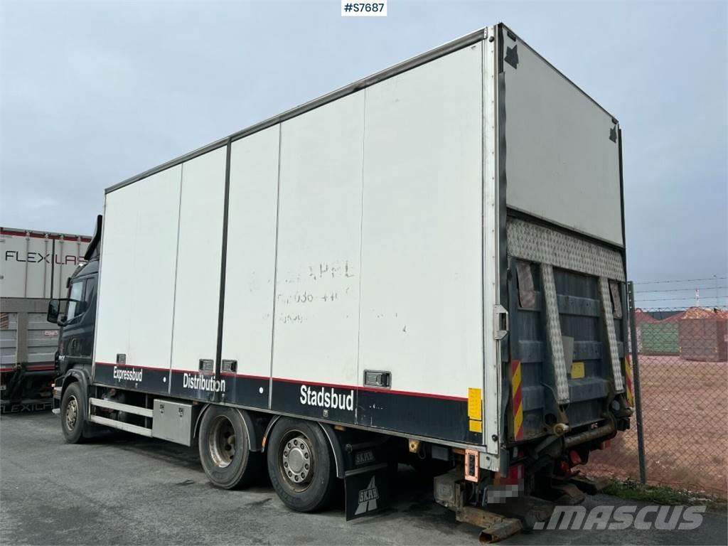 Scania R470LB6X24MNA Camiones con caja de remolque