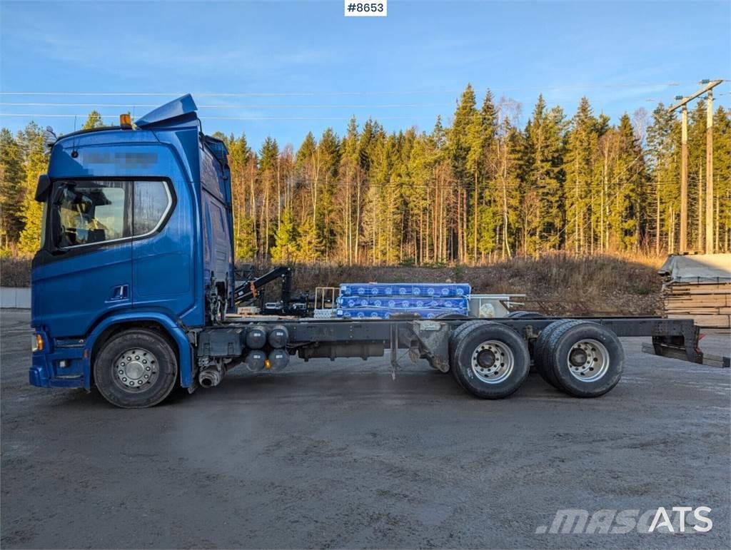 Scania R650 Camiones con chasís y cabina