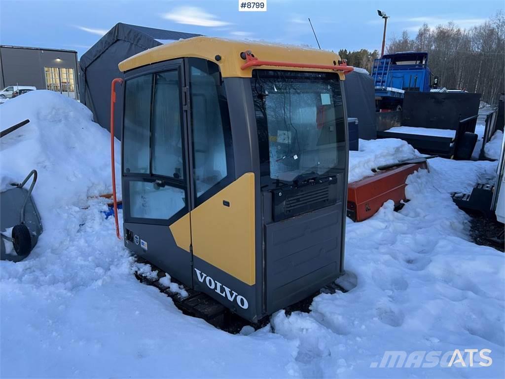 Volvo EC220E Otros