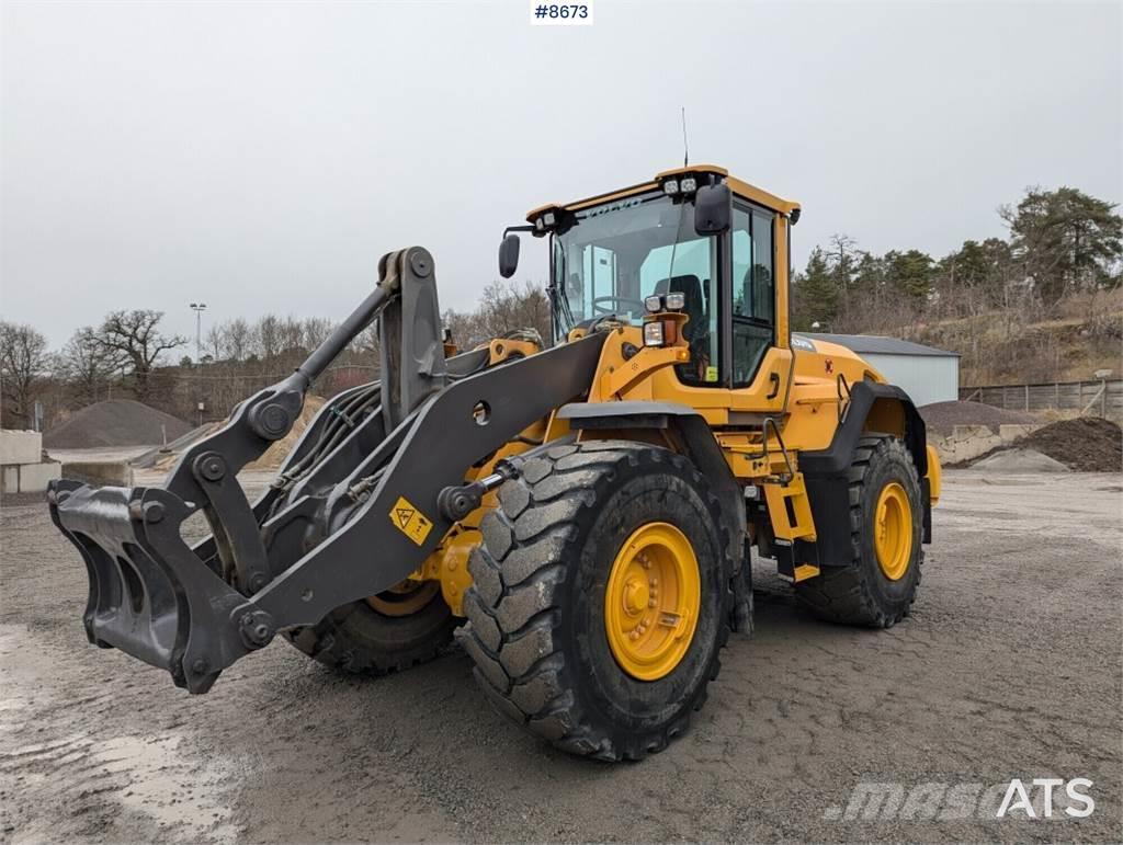 Volvo L120G Buldozer sobre ruedas