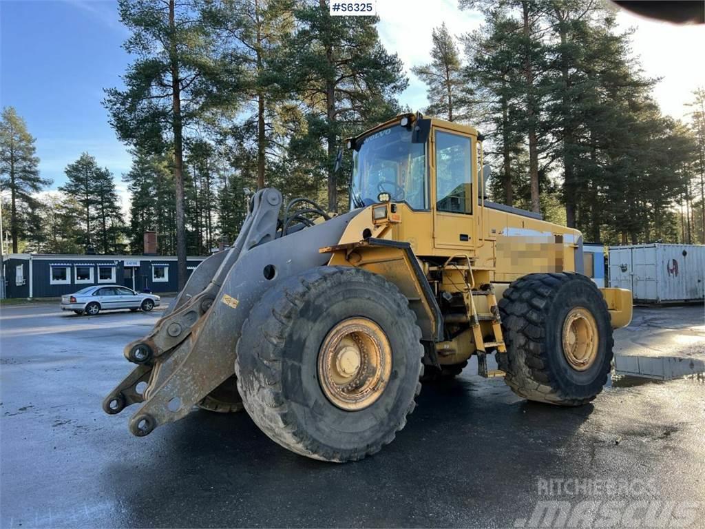 Volvo L220D Buldozer sobre ruedas