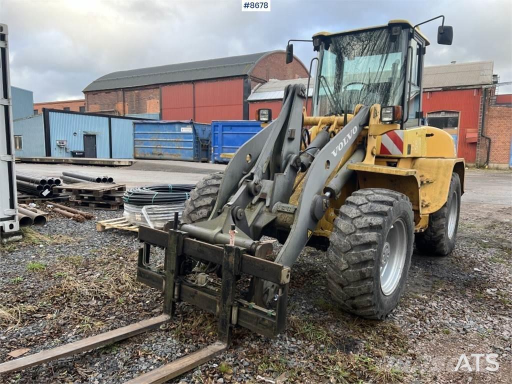 Volvo L40B Buldozer sobre ruedas