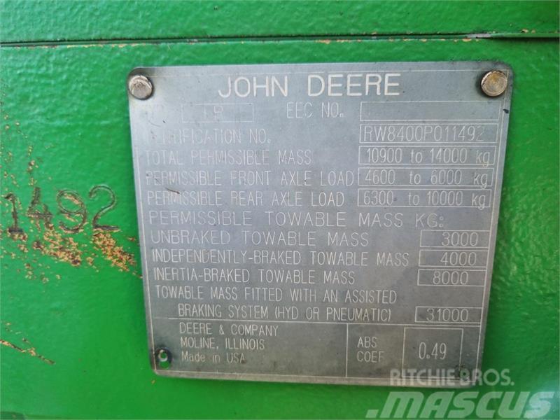 John Deere 8400 Tractores