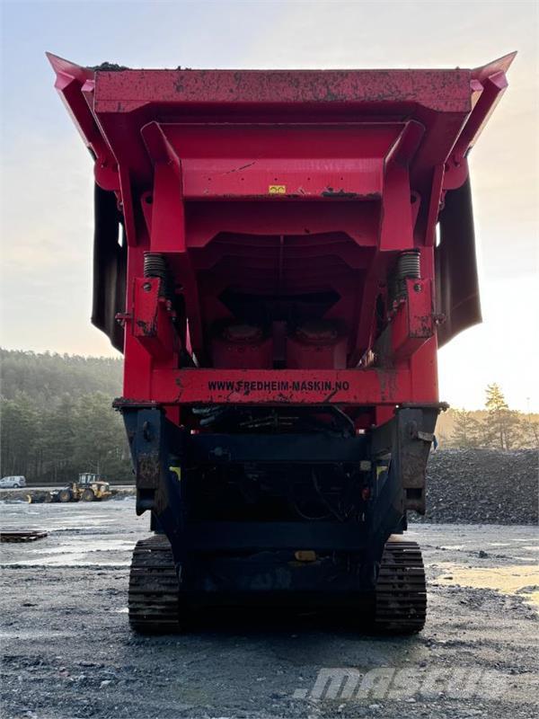 Sandvik UJ440i Trituradoras