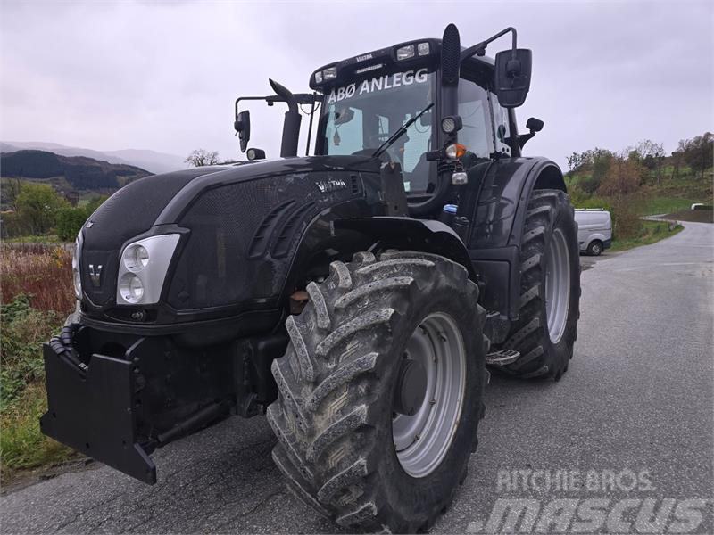 Valtra T203 Tractores