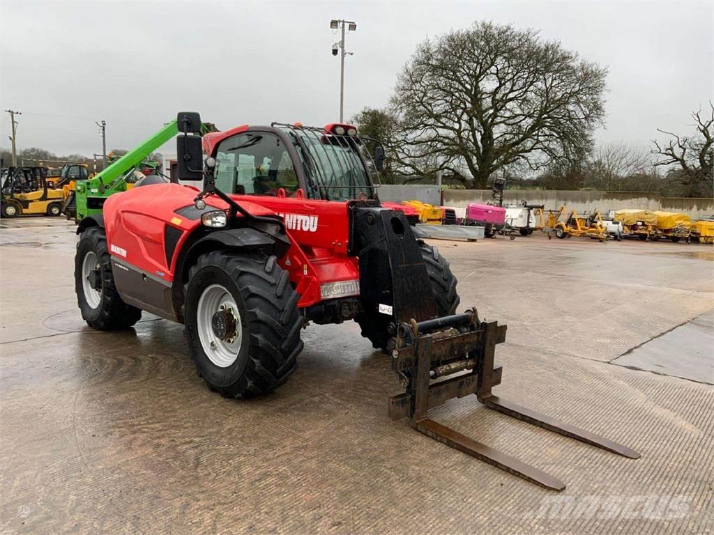 Manitou MT840 Cargadoras y excavadoras frontales