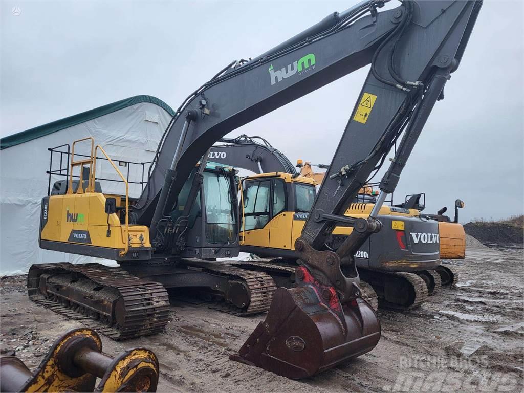 Volvo EC220E Excavadoras sobre orugas