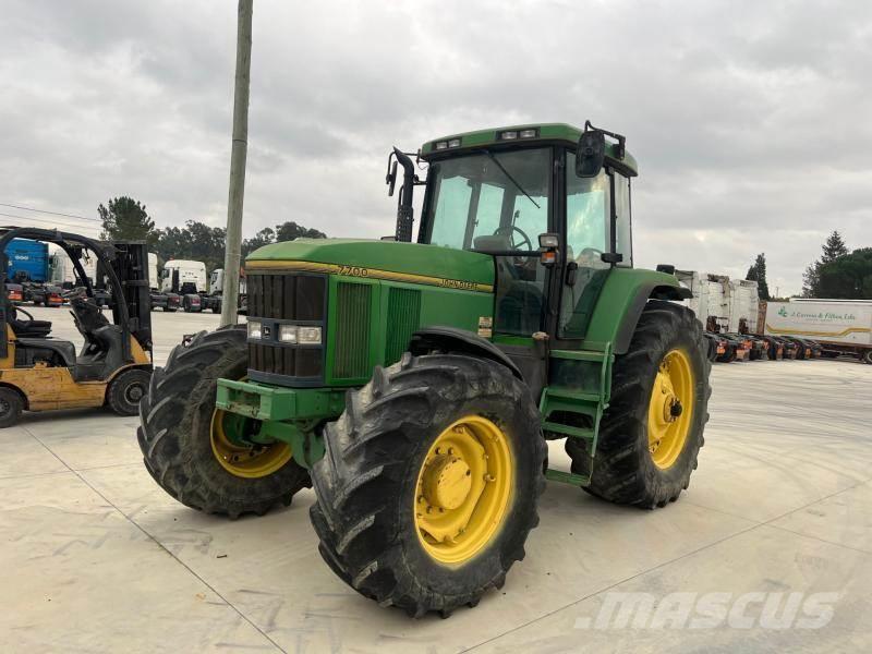 John Deere 7700 Tractores