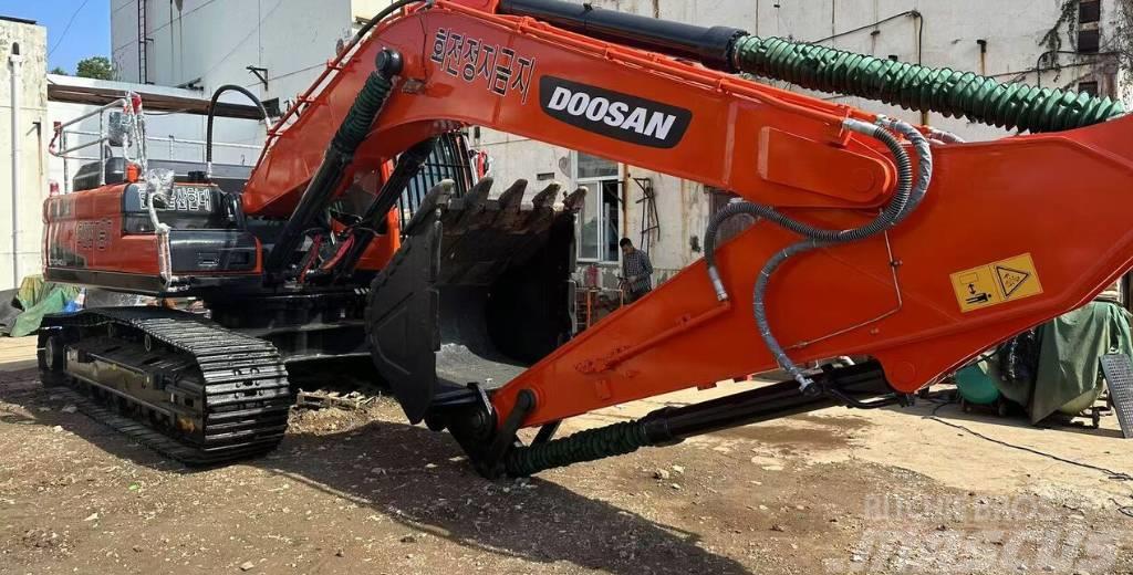 Doosan DX340 Excavadoras sobre orugas