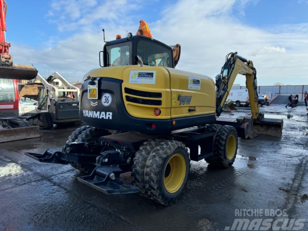 Yanmar B95W (40924) Excavadoras de ruedas