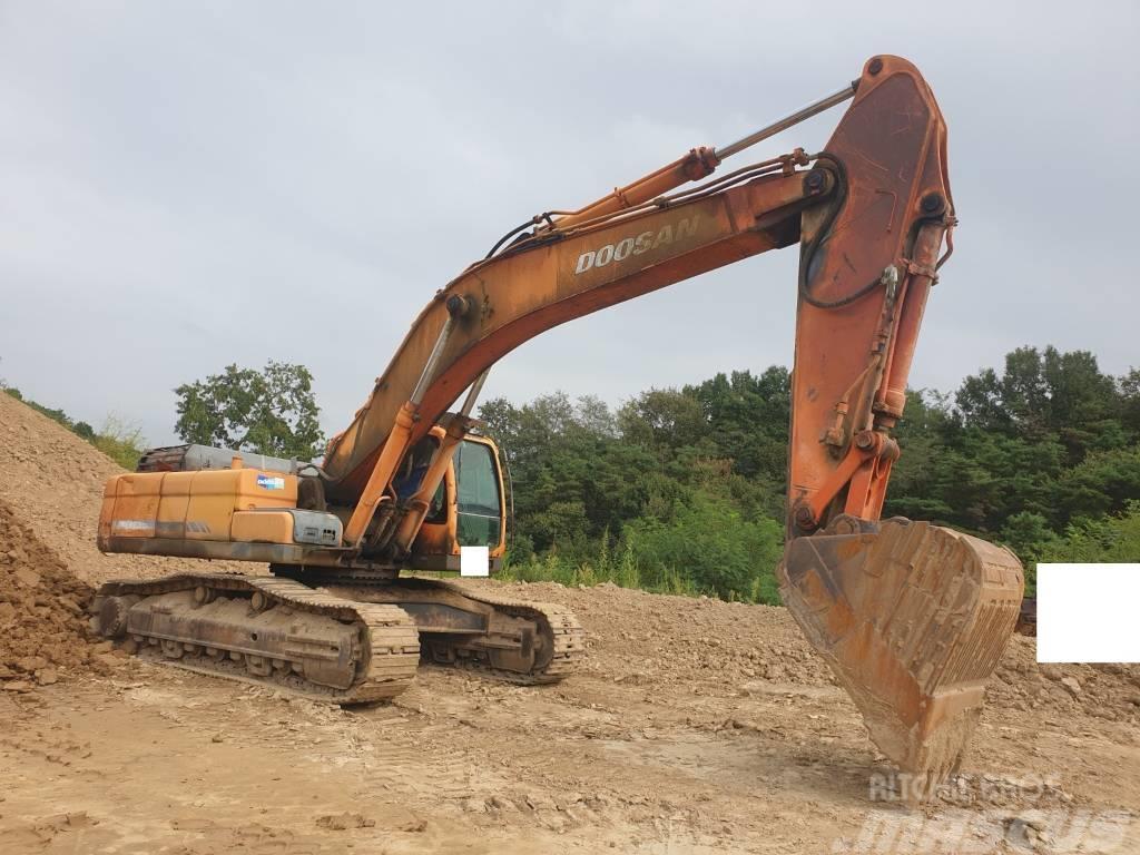 Doosan DX 420 Excavadoras sobre orugas