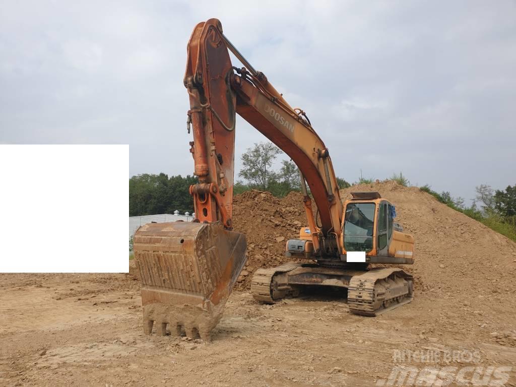 Doosan DX 420 Excavadoras sobre orugas