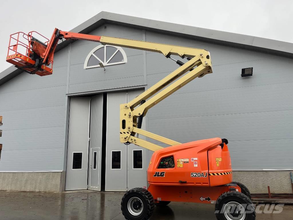 JLG 520 AJ Plataformas con brazo de elevación manual