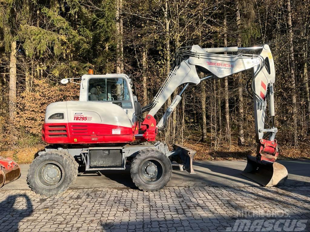 Takeuchi TB295W Excavadoras de ruedas