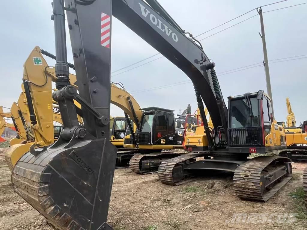 Volvo 250D Excavadoras sobre orugas