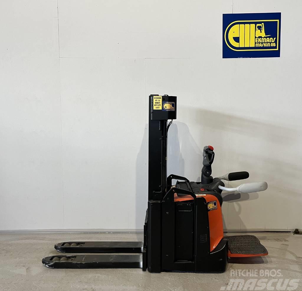 BT SPE140L Montacargas manual