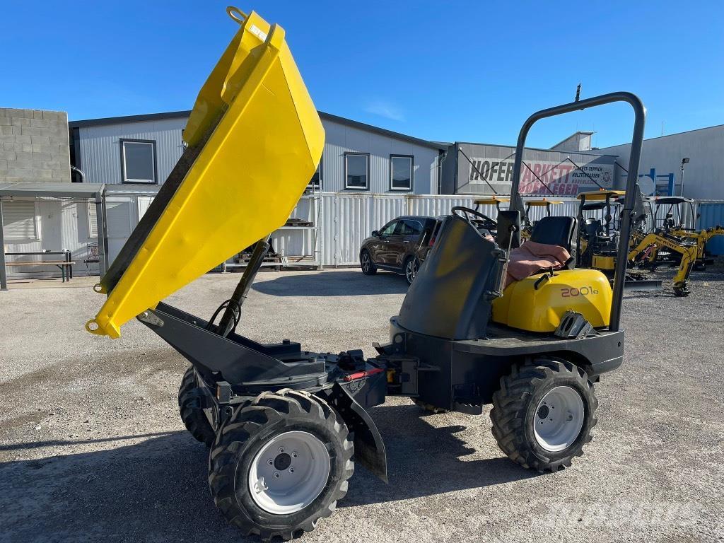 Wacker Neuson 2001 Vehículos compactos de volteo