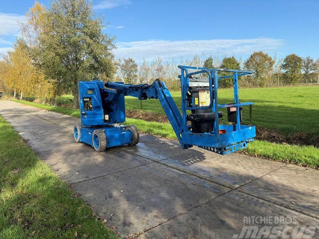 JLG E300AJP Plataformas con brazo de elevación telescópico