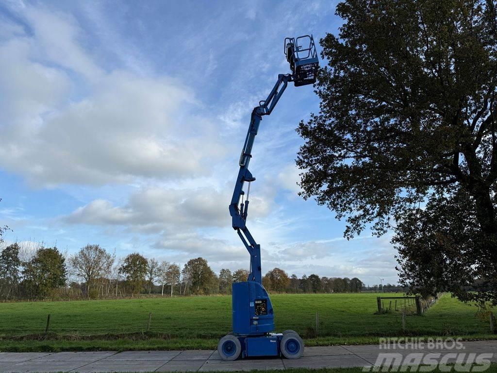 JLG E300AJP Plataformas con brazo de elevación telescópico