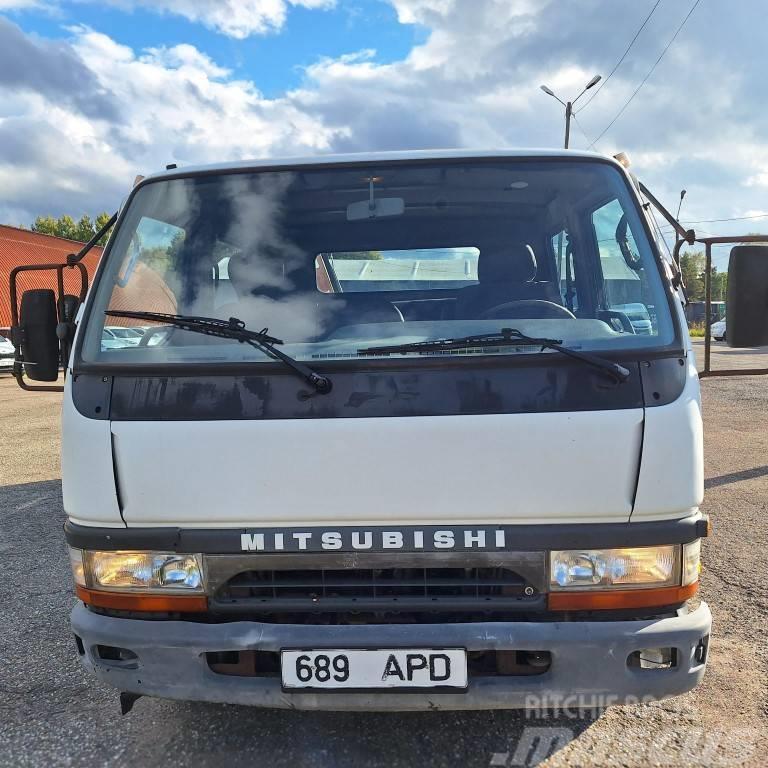 Mitsubishi Canter Camiones grúa