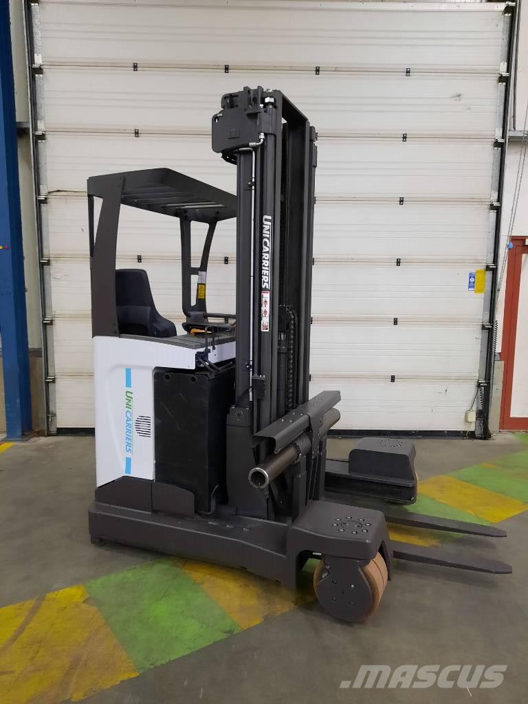 UniCarriers 200DTFVRE585UFW Montacargas de alcance de gran altura