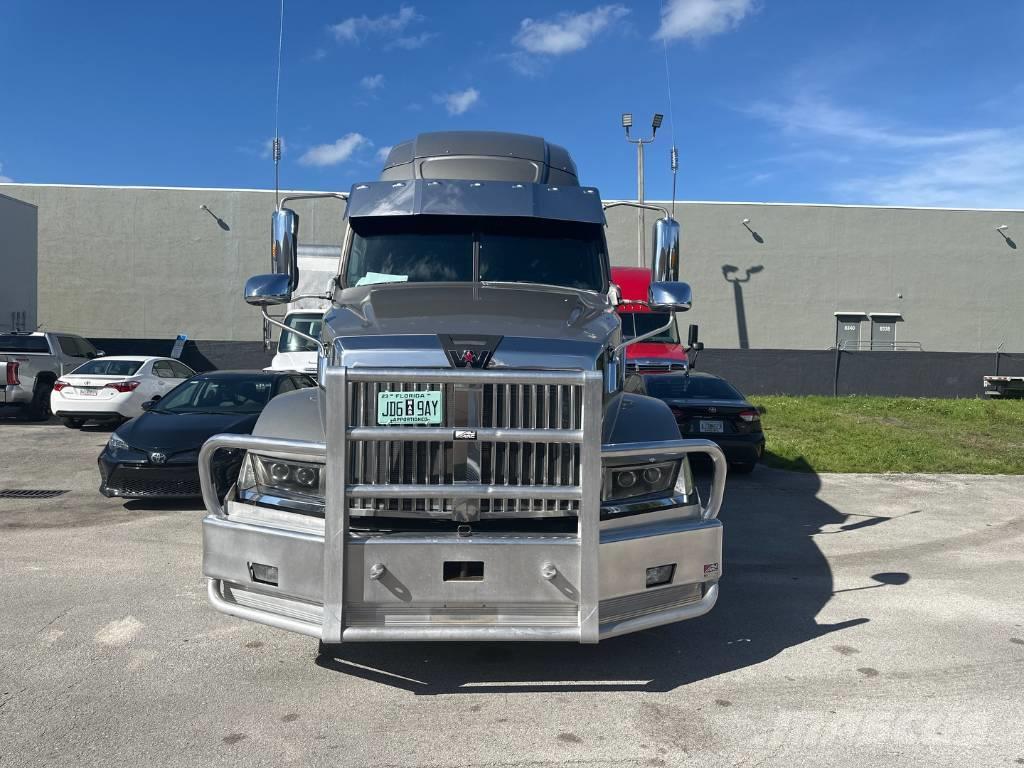 Western Star 5700XE Camiones tractor