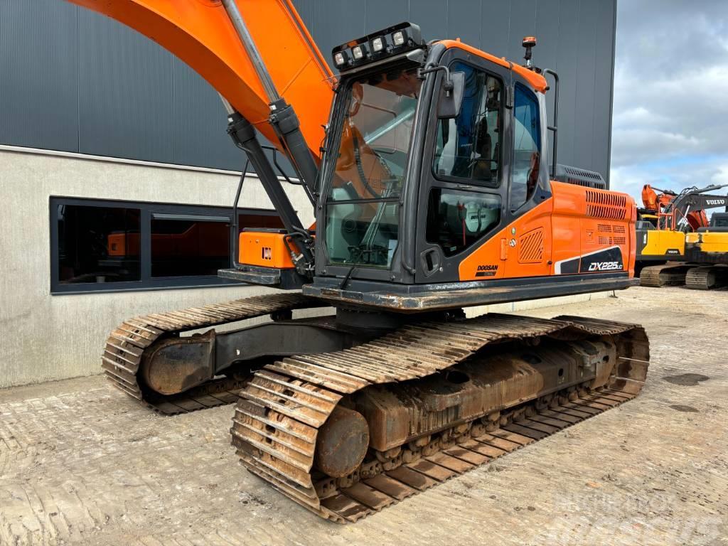 Doosan DX225lc-5 Excavadoras sobre orugas