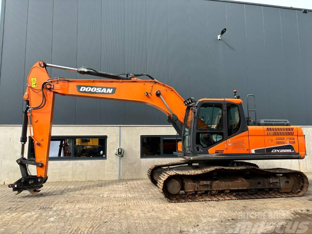 Doosan DX225lc-5 Excavadoras sobre orugas