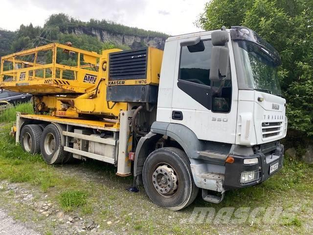 Iveco TRAKKER Camiones grúa