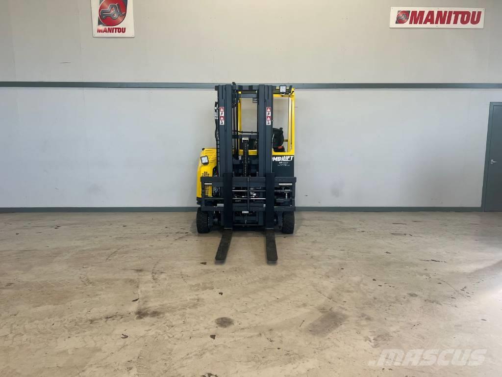 Combilift CB 3000 Camiones diesel