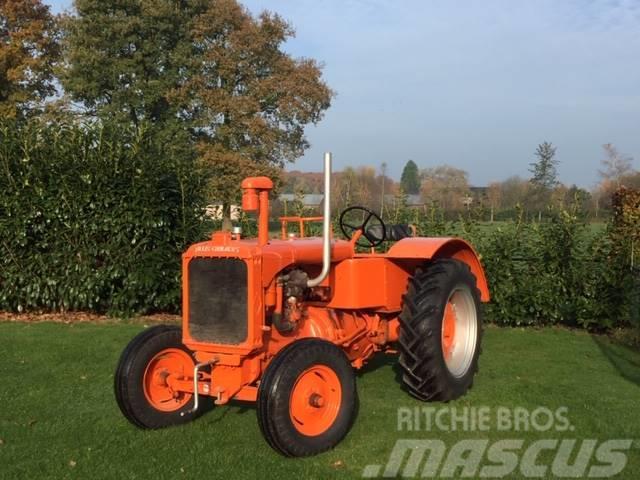 Allis-Chalmers U Tractores