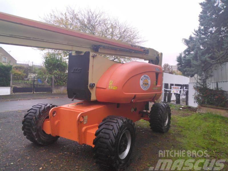 JLG 800 AJ Plataformas con brazo de elevación manual