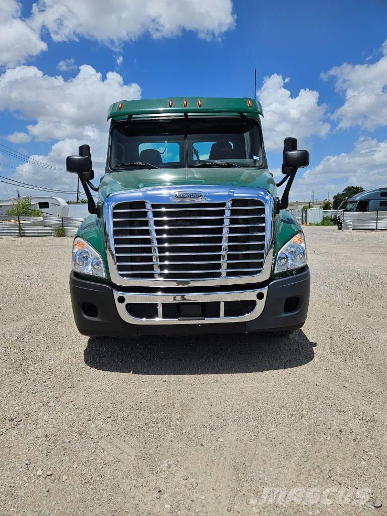 Freightliner 125 Camiones tractor