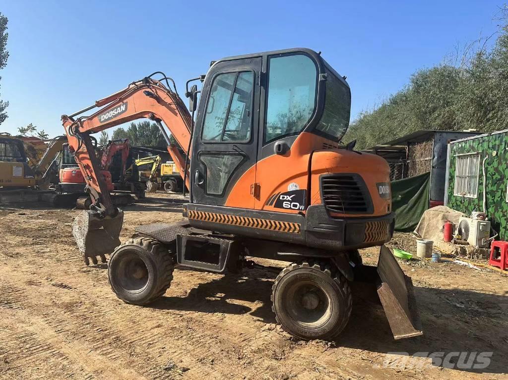 Doosan DX60W Miniexcavadoras