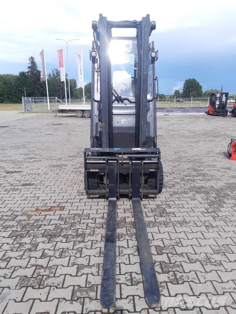 Linde E30HL Carretillas de horquilla eléctrica