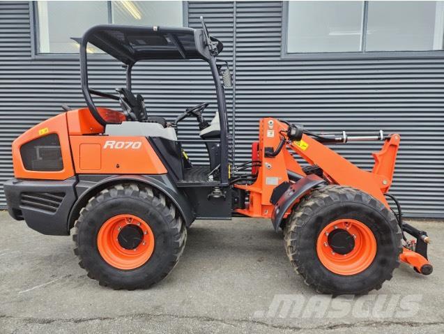 Kubota R 070 Cargadoras sobre ruedas